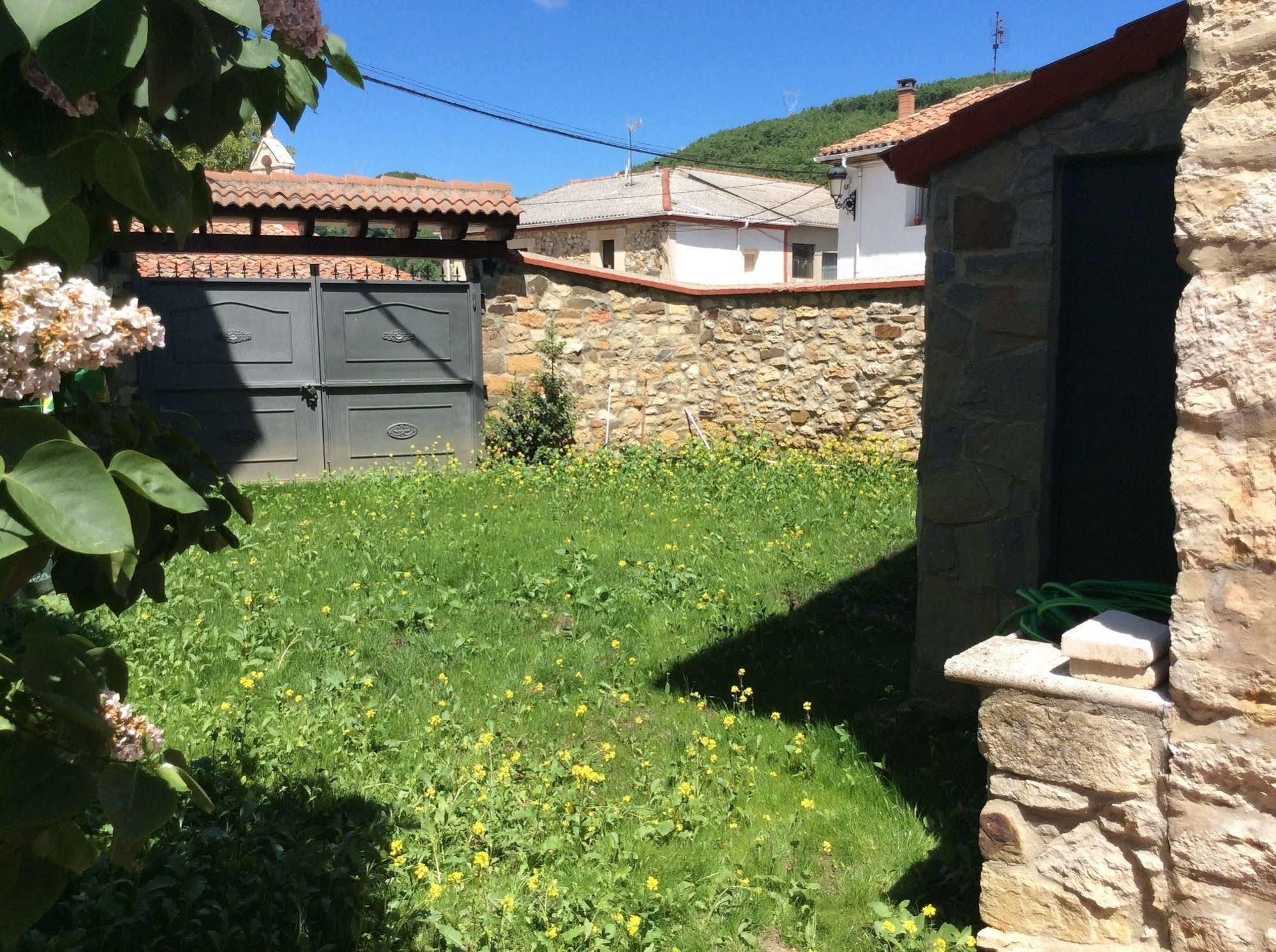 בית הארחה Villanueva de Arriba 	Majada Palentina מראה חיצוני תמונה